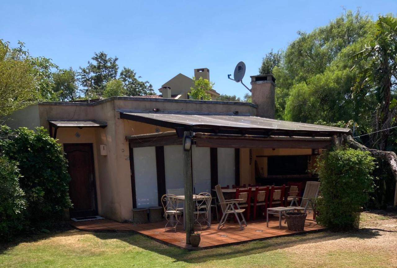 Bungalow In Our Garden Villa Montevideo Exterior photo