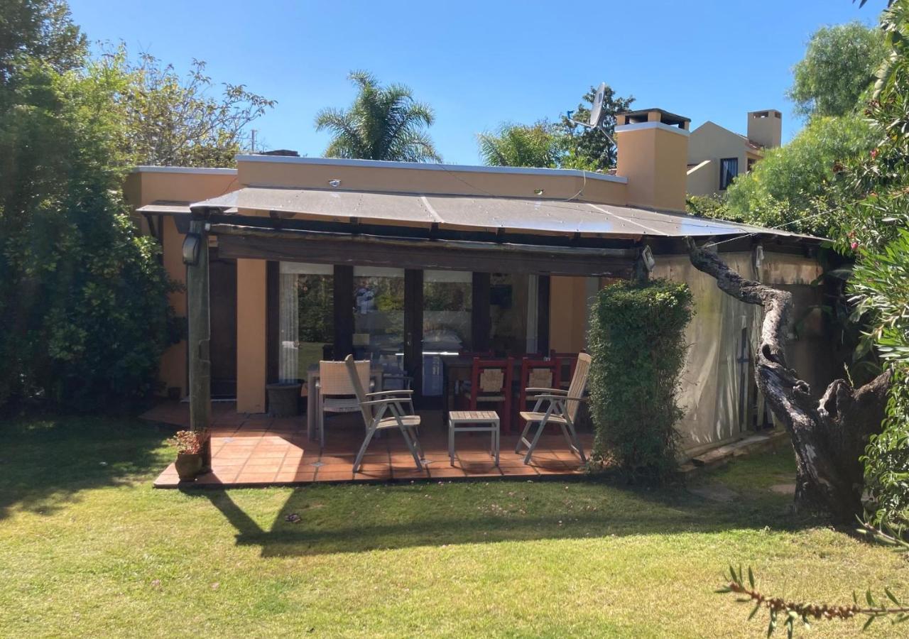 Bungalow In Our Garden Villa Montevideo Exterior photo